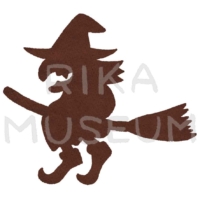 ほうきで空を飛ぶ魔女のシルエットのイラスト